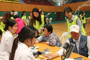 [NSP PHOTO]영남이공대, 노인건강증진 프로그램 펼쳐