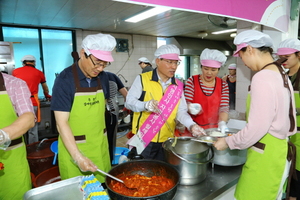 [NSP PHOTO]권오봉 광양경제청장, 자원봉사 릴레이 동참