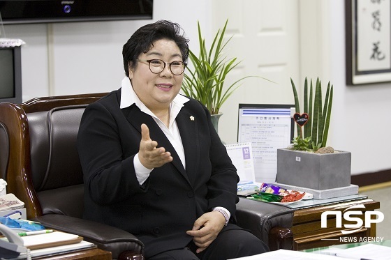 NSP통신-박정희 군산시의회 의장.