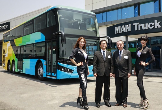 NSP통신-유럽형 MAN 라이온스 2층 버스 (만트럭버스코리아)