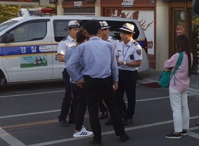 [NSP PHOTO]경주경찰서,  중국인 무자격 가이드 적발