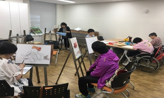 [NSP PHOTO]수원시, 장애인 눈높이 맞춘 프로그램 참여율 높아