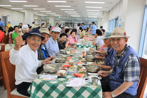 [NSP PHOTO]오산시·교촌에프앤비, 사랑의 복달임 행사 개최