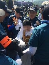 [NSP PHOTO]원불교 성주 비대위, 경찰 성직자 폭력진압 규탄