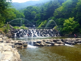 [NSP PHOTO]경기도 산림환경연구소, 축령산자연휴양림 내 야외 물놀이장 개장