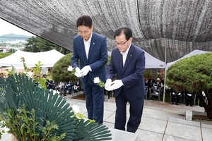 [NSP PHOTO]칠곡군, 독립유공자 기념비 헌화 행사 가져