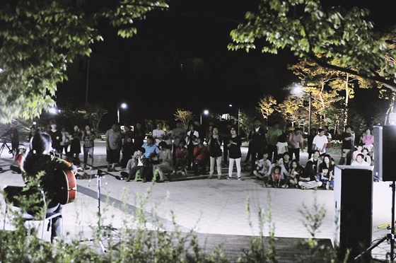 NSP통신-▲논산 숲속버스킹 (논산시)