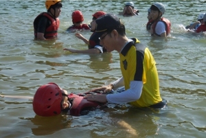 [NSP PHOTO]포항해경, 찾아가는 생존수영 교실 운영