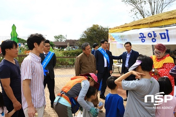 NSP통신-곡성군이 지난 해 전개한 공양미 300석 모금 활동. (곡성군)