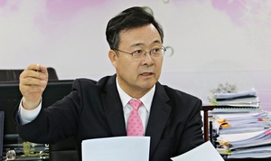 [NSP PHOTO]김성제 의왕시장 대통령상은 시민, 공직자 성과