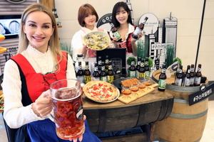 [NSP PHOTO]신세계백화점, 맥주 축제 옥토버 페스트 개최