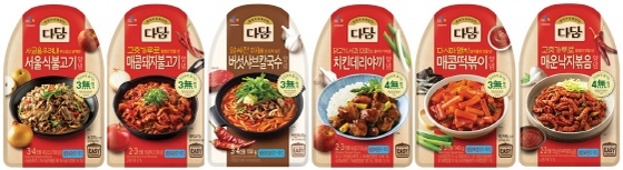 NSP통신-간편 파우치 양념 신제품 6종 (CJ제일제당 제공)