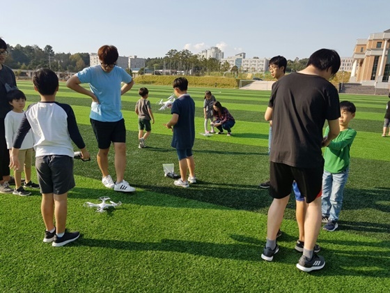 NSP통신-▲세한대 운영 드론체험교실 운영 (당진시)