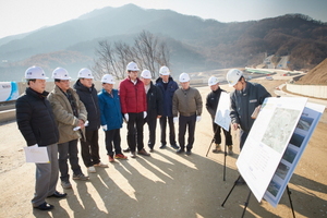 [NSP PHOTO]용인시의회 도시건설위, 공사현장 추진상황 점검