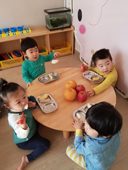 NSP통신-▲어린이집 우수농산물 지원사업 (계룡시)