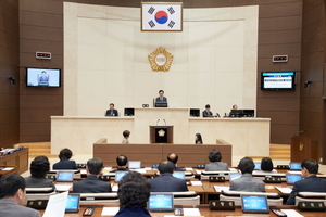 [NSP PHOTO]용인시의회, 100만 이상 대도시 조직체계 개선 촉구 결의안 채택