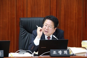 [NSP PHOTO]조광희 경기도의원, 道 학교 교통안전 조례안 상임위 통과