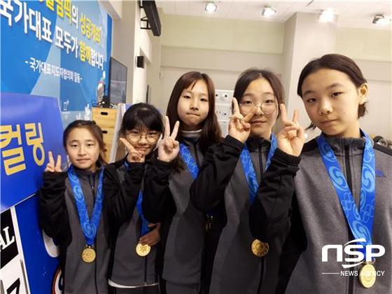 NSP통신-오른쪽부터 하성경, 차유나, 박효은, 전송희, 안성윤. (대구교육청)