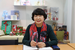 [NSP PHOTO]인터뷰황인자 한국선물포장협회장 선물포장산업 국가의 관심지원 절실하다