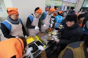 [NSP PHOTO]포스코 건설, 설 자금 800억 조기집행·사랑나눔 봉사 활동 전개