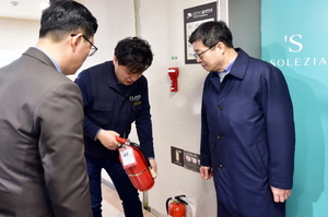 [NSP PHOTO]염태영 수원시장, 다중이용시설 긴급 소방안전점검