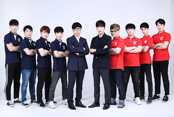 NSP통신-액토즈 스타즈 팀으로 장환, 박재현, 박성주, 이승택(이상 인디고), 전현석 코치, 장민석 코치, 오정제, 정락권, 이종호, 이준한(이상 레드) (액토즈소프트)