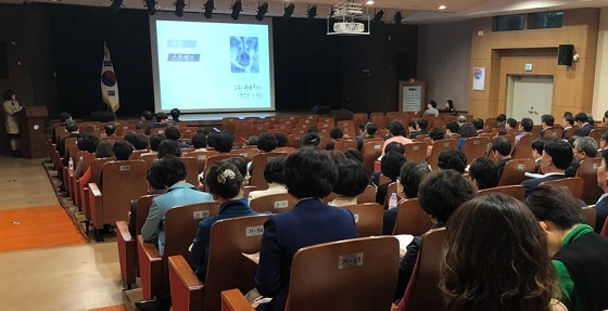 NSP통신-▲천안시 동남‧서북구보건소와 자살예방센터가 생명사랑지킴이 양성에 총력을 기울이고 있다. (천안시)