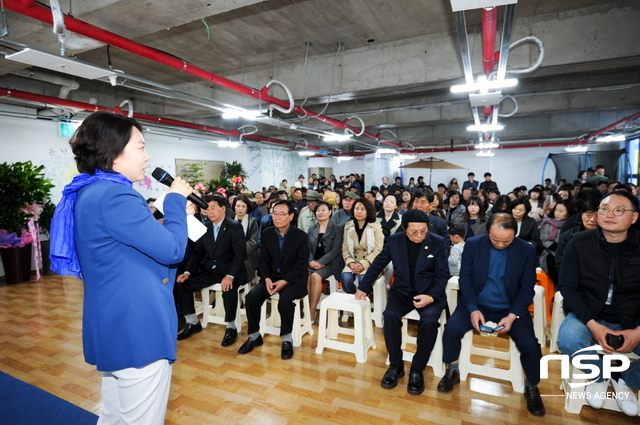 NSP통신-지난 7일 열린 윤난실 광주 광산구청장 예비후보 선거사무실 개소식. (윤난실 광주 광산구청장 예비후보)