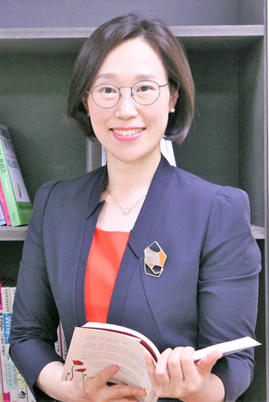 [NSP PHOTO]동명희 금융재테크전문가, CEO 대상 특강…인터넷은행 거래에 주목