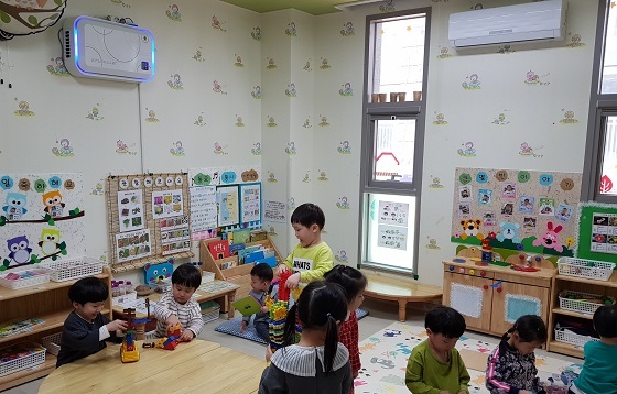 NSP통신-▲계룡시가 관내 모든 어린이집에 공기청정기 설치를 지원했다. (계룡시)