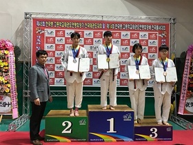 [NSP PHOTO]청도풍각중, 한국중고등학교태권도연맹회장기 금메달