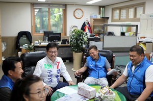 [NSP PHOTO]구미시장 김봉재 후보, 공무원노동조합예방 고견 청취