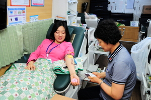 [NSP PHOTO]포항성모병원, 개원 41주년 기념 직원 헌혈 행사 가져