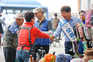 [NSP PHOTO]더불어민주당 오중기 경북도지사 후보, 무더위에도 체력은 특급전사