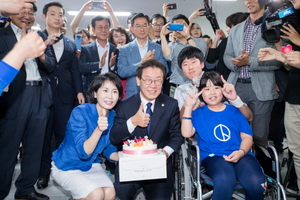 [NSP PHOTO][6.13선거] 이재명 경기지사 당선인, 삶의 질 높은 경기도, 도민들 열망 실현할 터