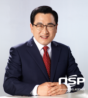 NSP통신-주낙영 경주시장 당선인. (주낙영 당선인 선거사무소)