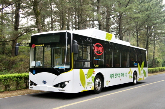NSP통신-환경부 보조금 지급 대상으로 확정된 BYD eBus-12 전기버스 (이지웰페어 제공)