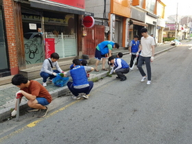 [NSP PHOTO]안성시 공직자들, 아름다운 안성 만들기 환경정비 나서