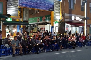 [NSP PHOTO]김주수 의성군수 퇴진 촛불집회 연이어 열려…거세지는 민심