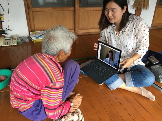 NSP통신-▲홍성군이 만성질환자를 대상으로 원격-방문진료서비스를 시행하고 있다. (홍성군)