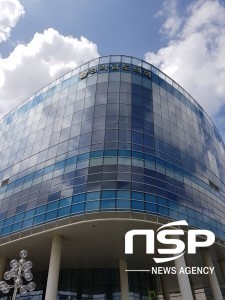 [NSP PHOTO]전남도의회, 전국 최초 상임위원회별 도정 주요시책 요약집 발간