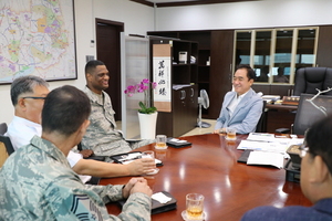 [NSP PHOTO]평택시, 미공군 오산기지 소방서장과 소방업무 등 협업관련 간담회