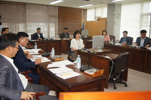 [NSP PHOTO]포항시의회 건설도시위, 간담회 갖고 폭염 속 지역현안 해결 위해 머리 맞대