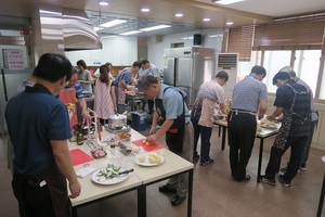 [NSP PHOTO]경산시, 퇴직 남성 대상 집밥 男선생 요리교실 운영
