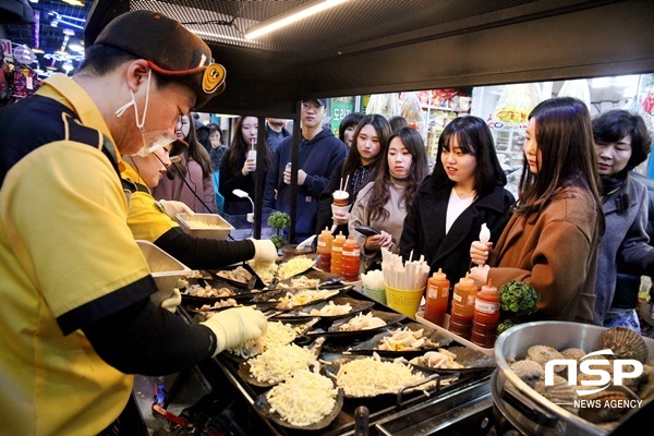 NSP통신-광주 동구 남광주밤기차야시장. (광주 동구)