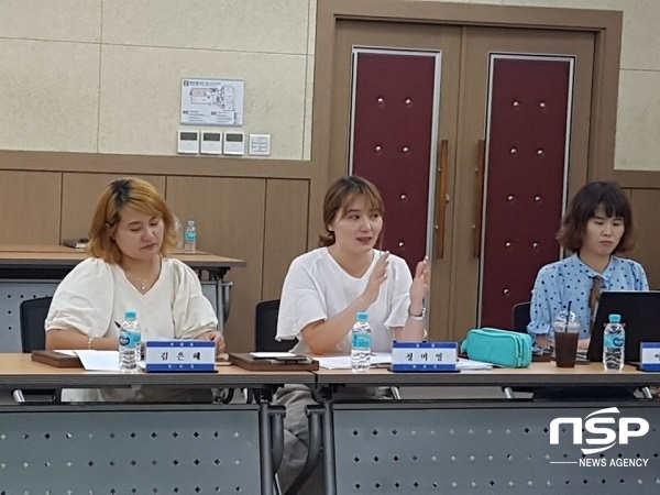 NSP통신-부실급식대책위원회 좌로부터 부위원장 김은혜 ,위원장 정미영, 서기 이한아. (김도성 기자)