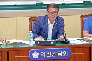 [NSP PHOTO]장흥군의회, 군정 현안 소통 정기간담회 개최