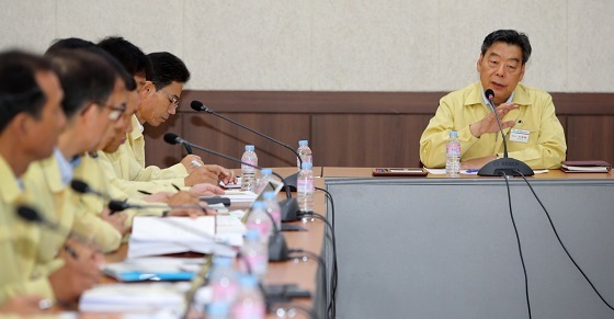 NSP통신-▲태안군이 태풍 대비 긴급 대책회의를 개최했다. (태안군)