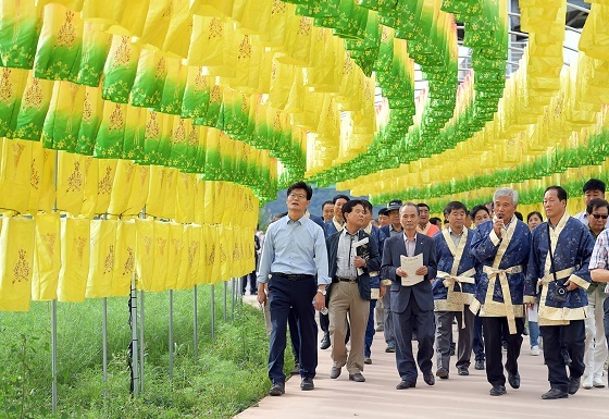 NSP통신-▲공주시가 제64회 백제문화제 축제장 전반에 대한 현장점검을 실시했다. (공주시)