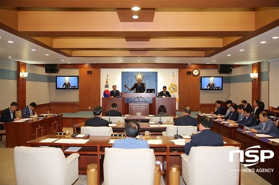 NSP통신-장수군의회 본회의장 전경